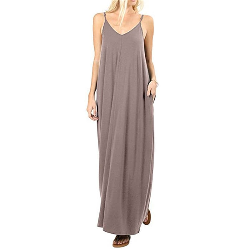 Vestido camiseta de color sólido con bolsillos y escote ancho