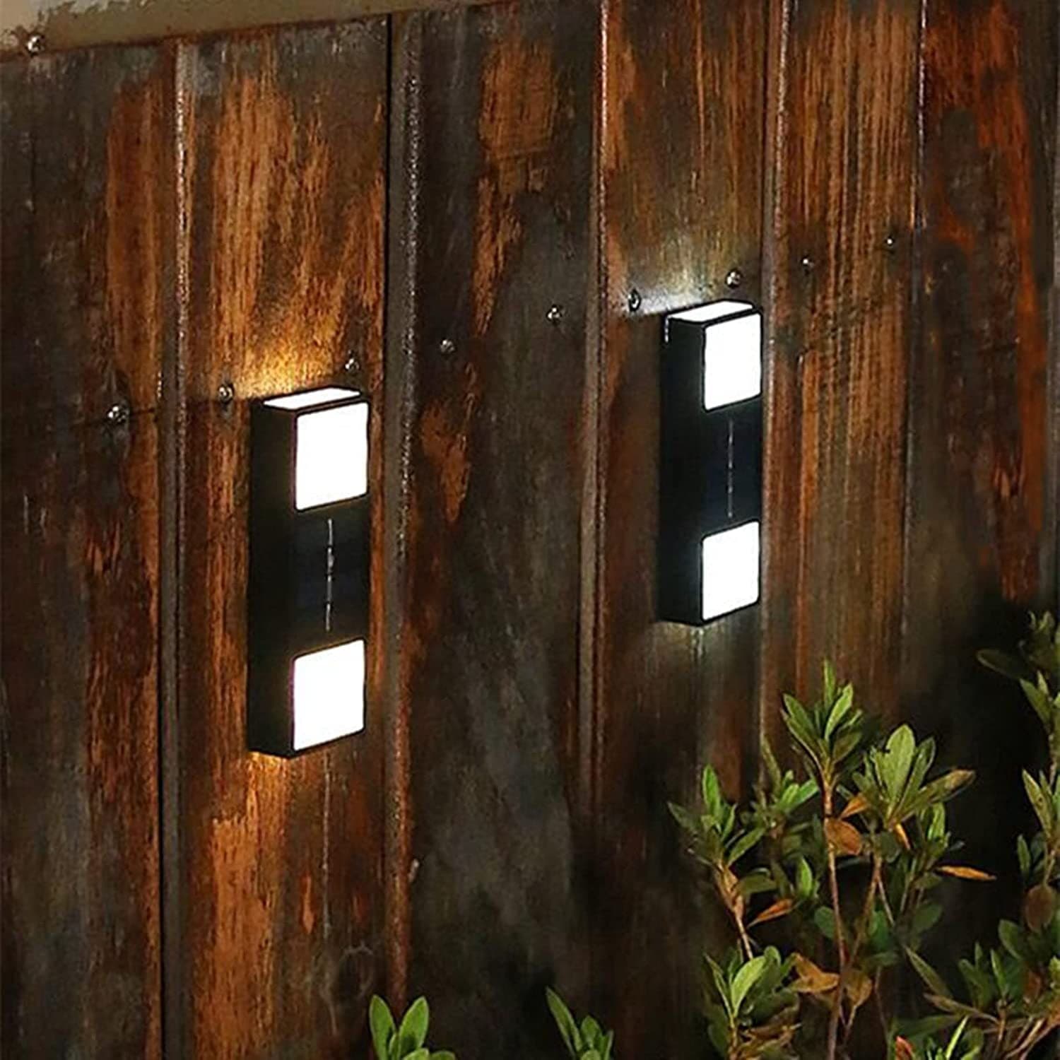 Lámpara solar de pared con sensor automático
