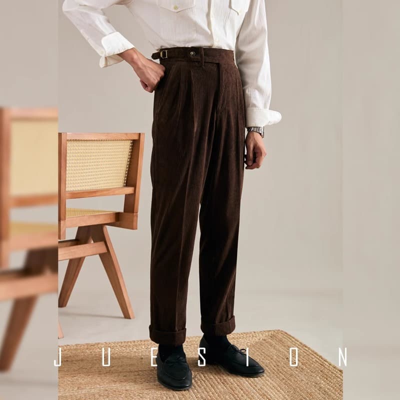 Pantalones de pana otoño-invierno con pliegue y corte recto