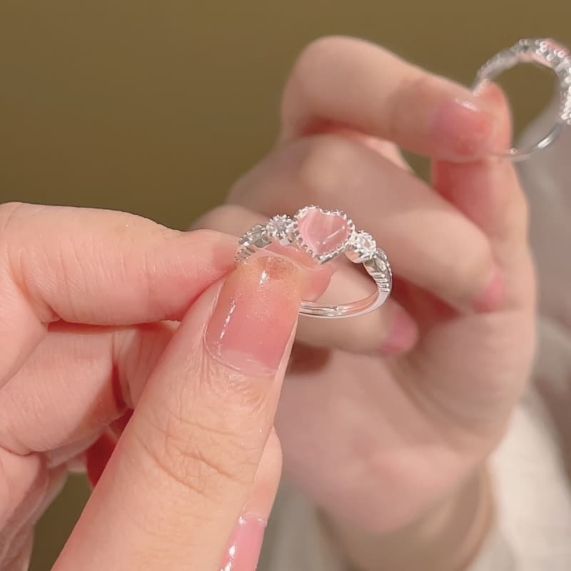 Anillo de corazón rosa para dedo índice ajustable