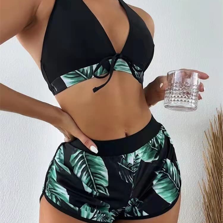 Traje de baño retro estilo Hong Kong con elegancia