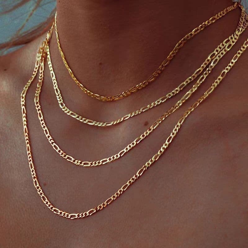 Collar plano de cadena Chopin minimalista de acero