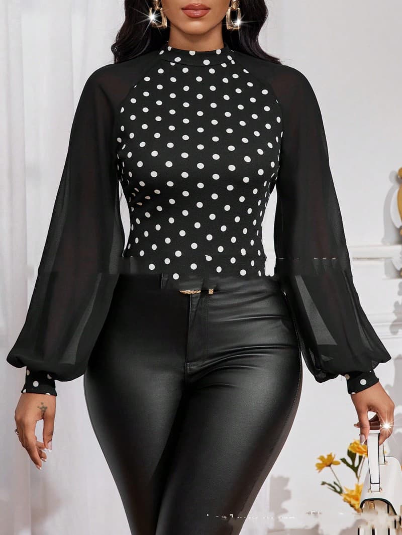 Blusa de mujer estampado lunares diseño retro artístico raglán