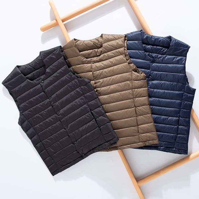 Chaleco de plumas para hombre moderno