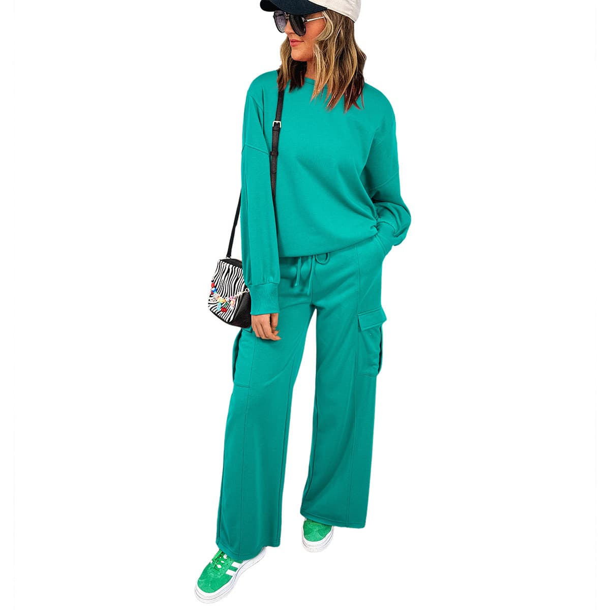 Conjunto casual otoñal con sudadera manga larga