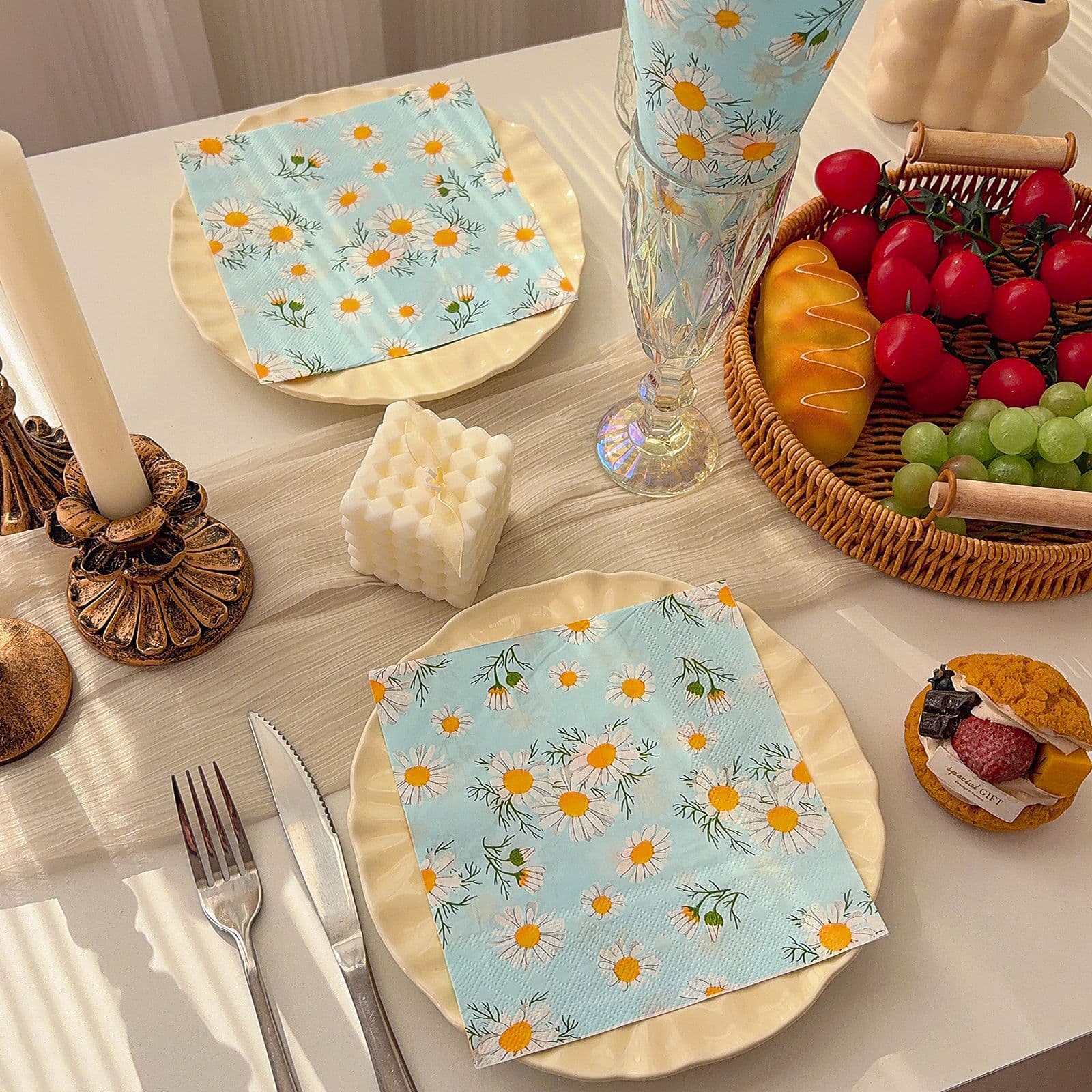 Servilletas desechables decoradas con tema floral