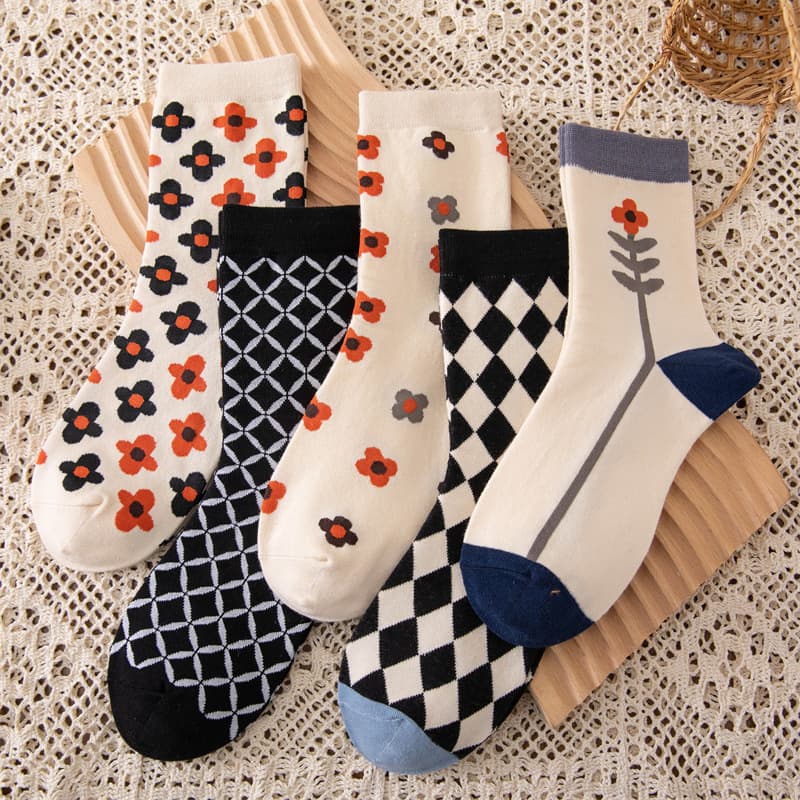 Calcetines de algodón tipo tubo para mujer con patrones