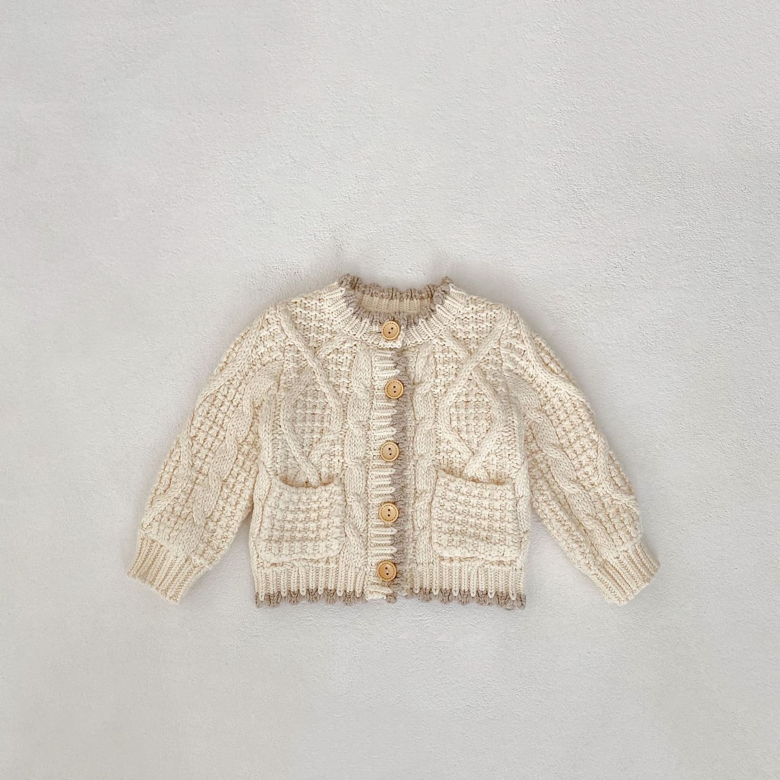 Suéter niña cuello redondo tejido algodón sólido