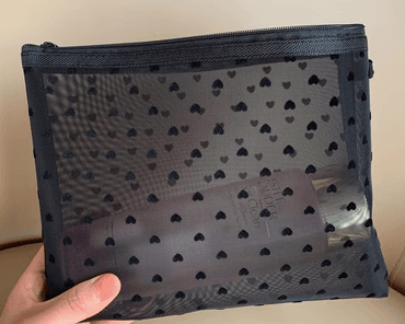 Bolsa de malla para maquillaje con diseño de corazón