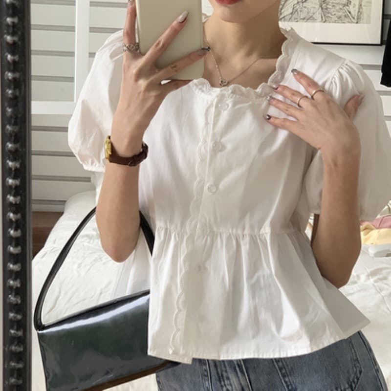 Blusa de verano con mangas abullonadas para mujer