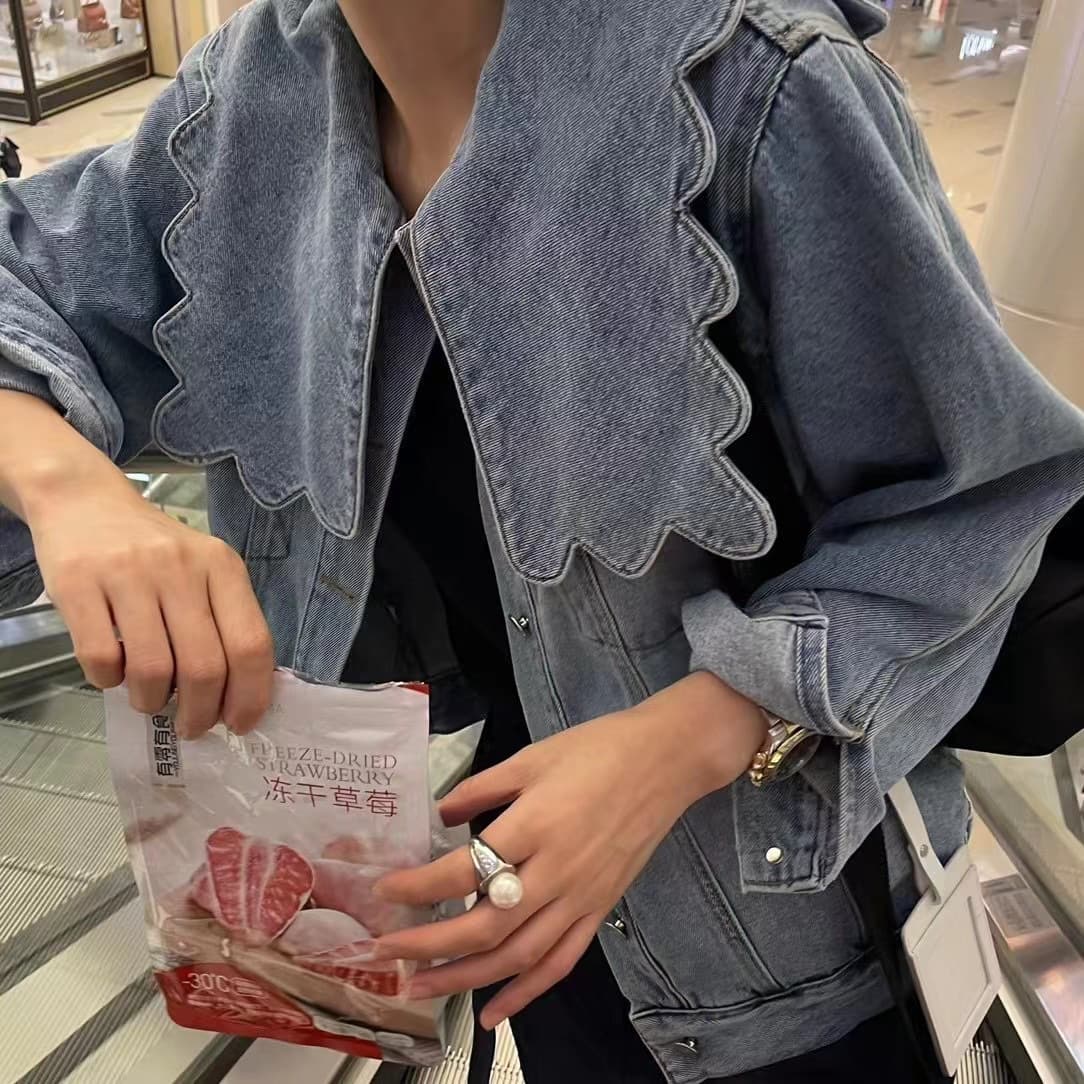 Chaqueta para mujer con cuello muñeca suelto y elegante