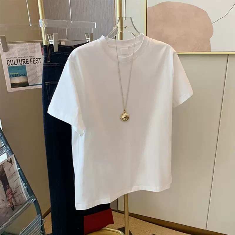 Camiseta de algodón pesado con escote redondo y ajuste holgado