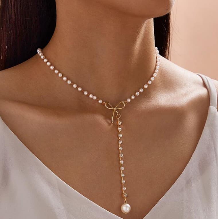Collar colgante con borla de perla, diseño elegante