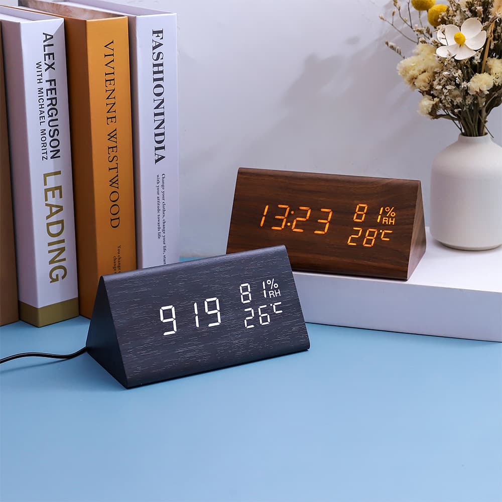 Reloj despertador digital con pantalla de temperatura
