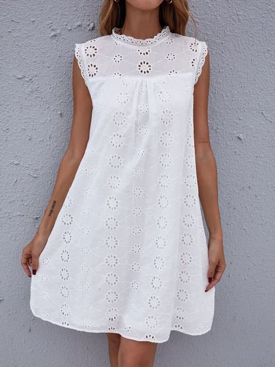 Vestido suelto de encaje crochet sin mangas