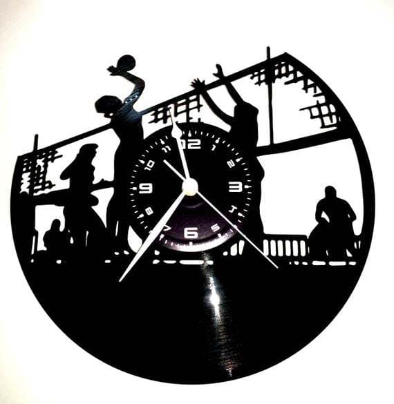 Reloj de pared retro nostálgico con diseño de voleibol