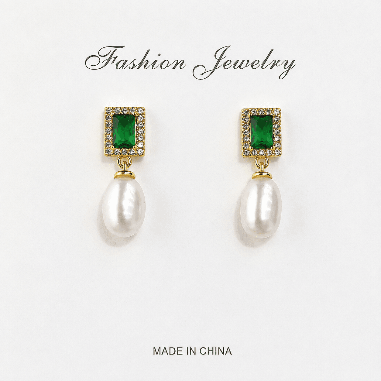 Aretes de perlas teardrop con diamante esmeralda