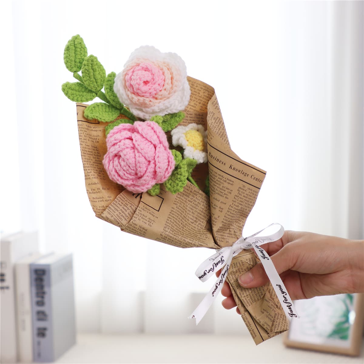 Ramo de flores tejidas a mano, resistente y duradero