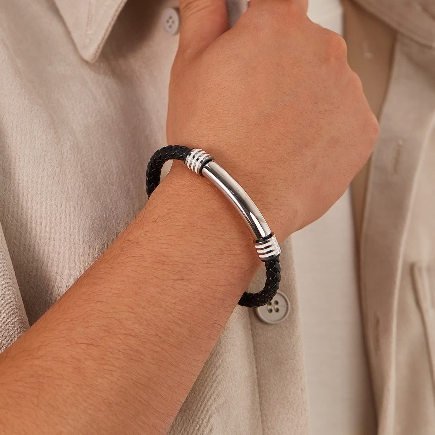 Pulsera de cuero tejida simple para hombre