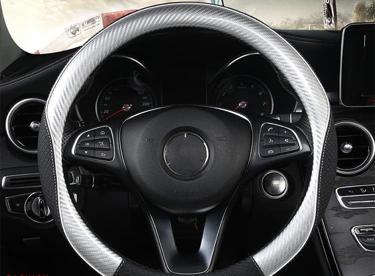 Funda de volante de cuero microfibra con textura carbono