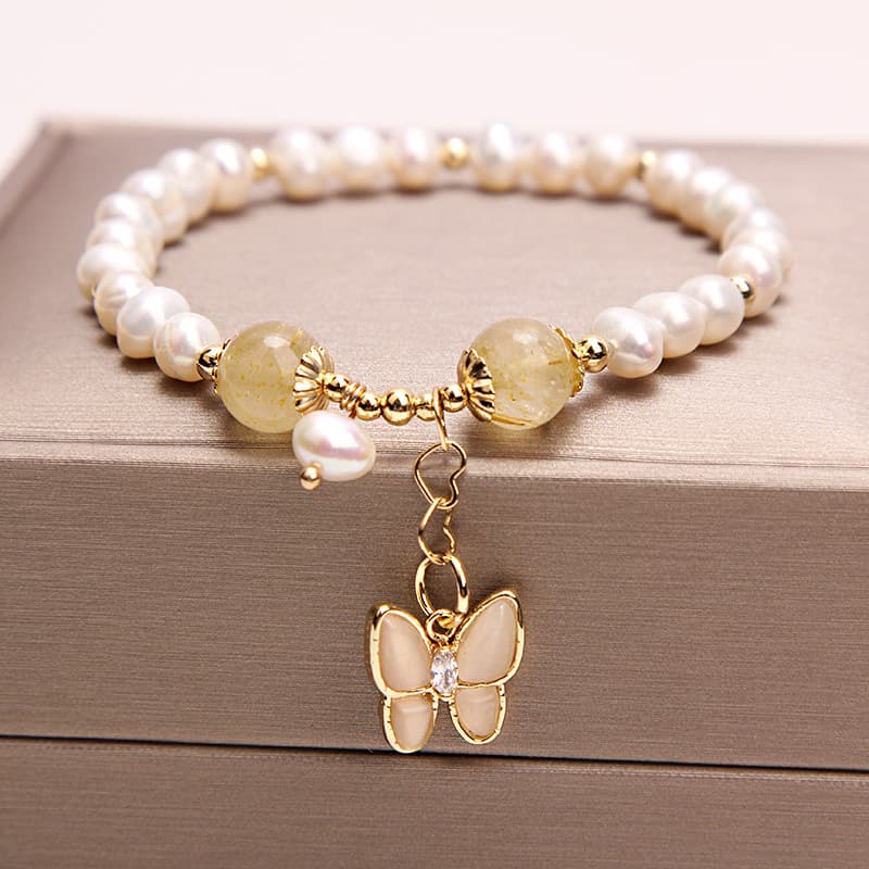 Pulsera de cristal con diseño de mariposa