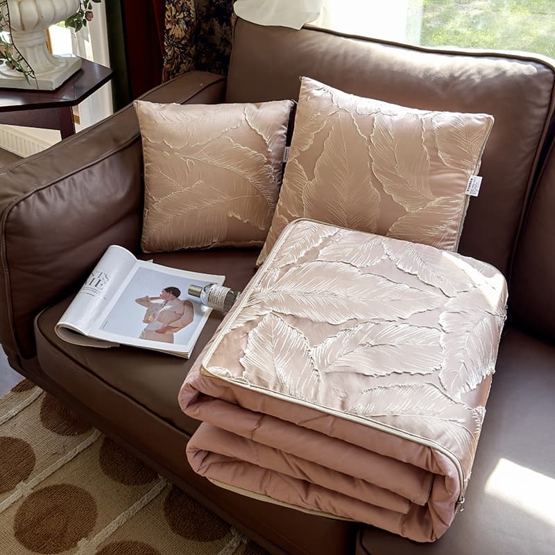 Almohada y edredón de dos en uno con patrón floral