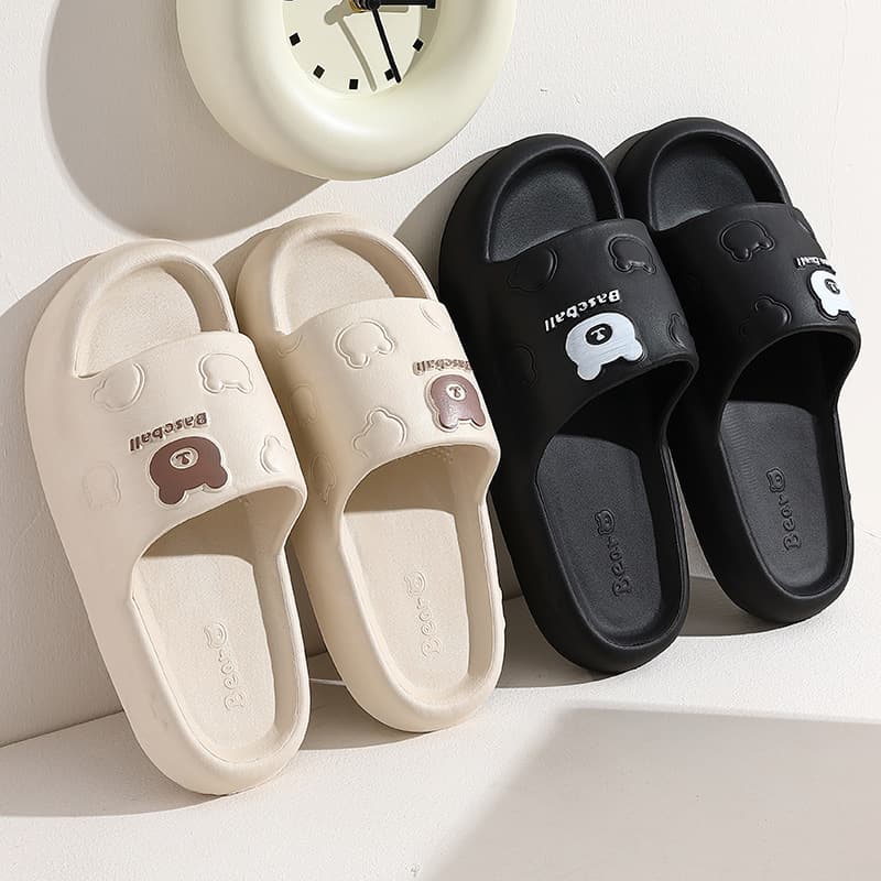 Pantuflas con diseño de osito de dibujos animados