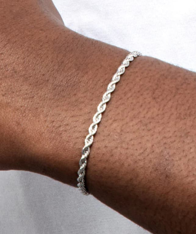 Pulsera de cuerda