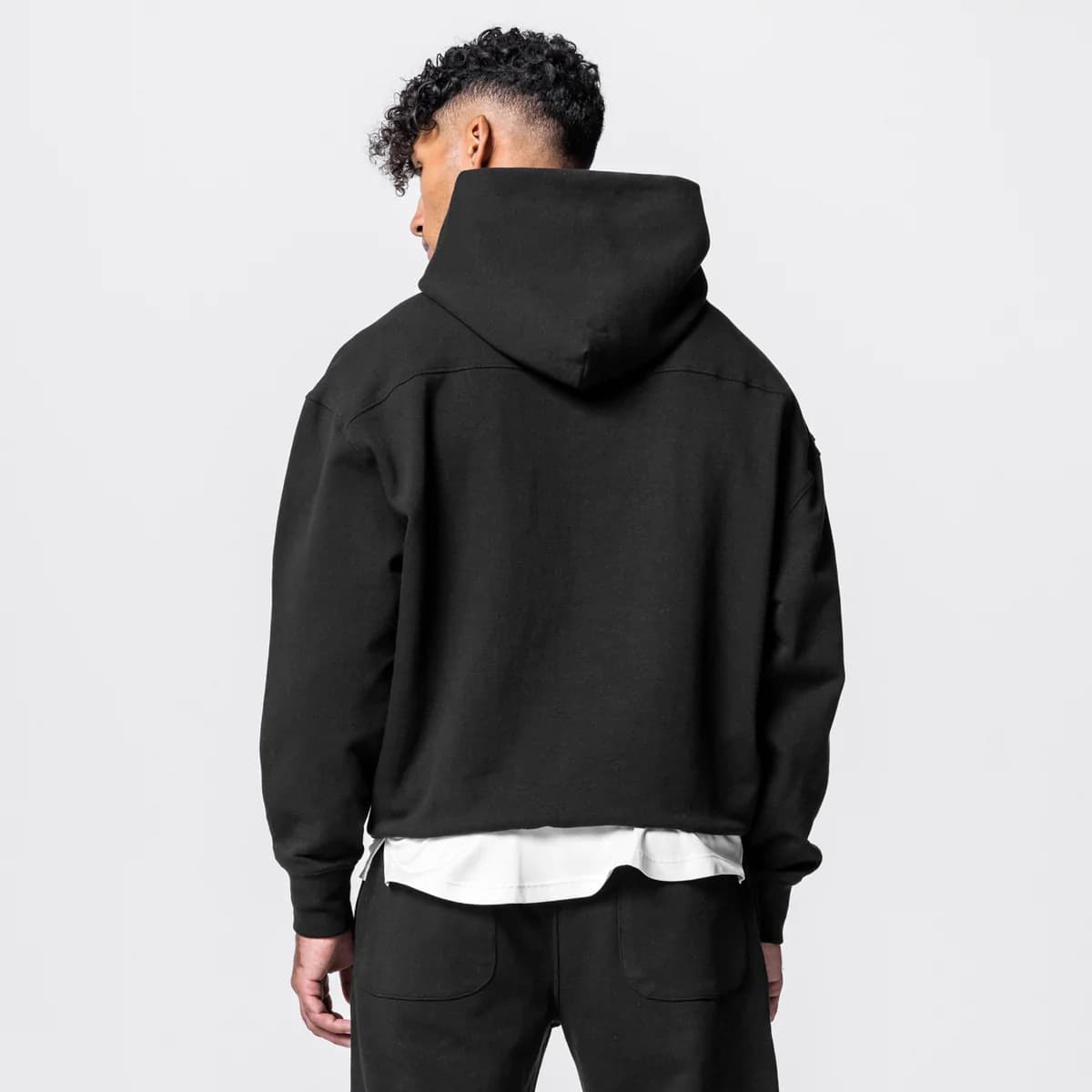 Conjunto deportivo con sudadera con capucha y pantalones de entrenamiento