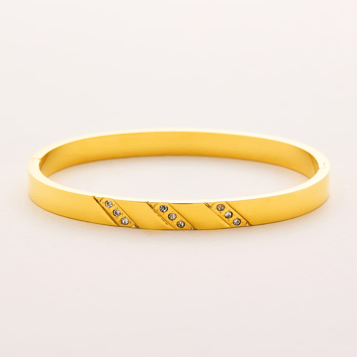 Pulsera de acero titanio con diamante redondo