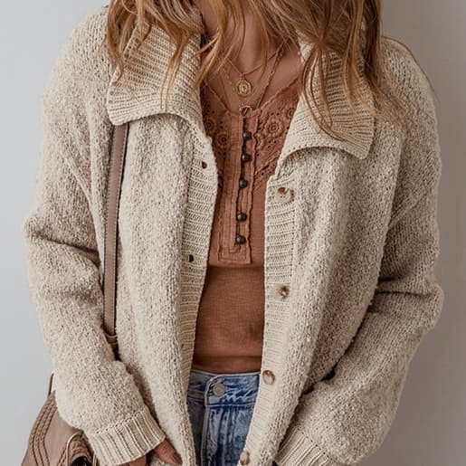 Cardigan tejido de largo medio estilo casual