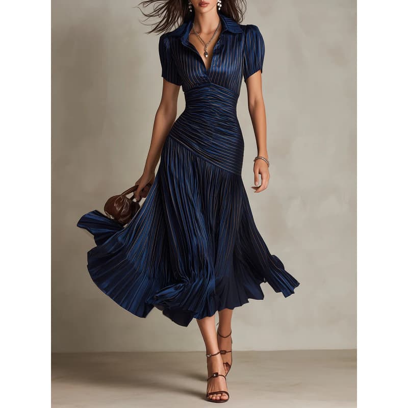 Vestido evasé de satén con rayas