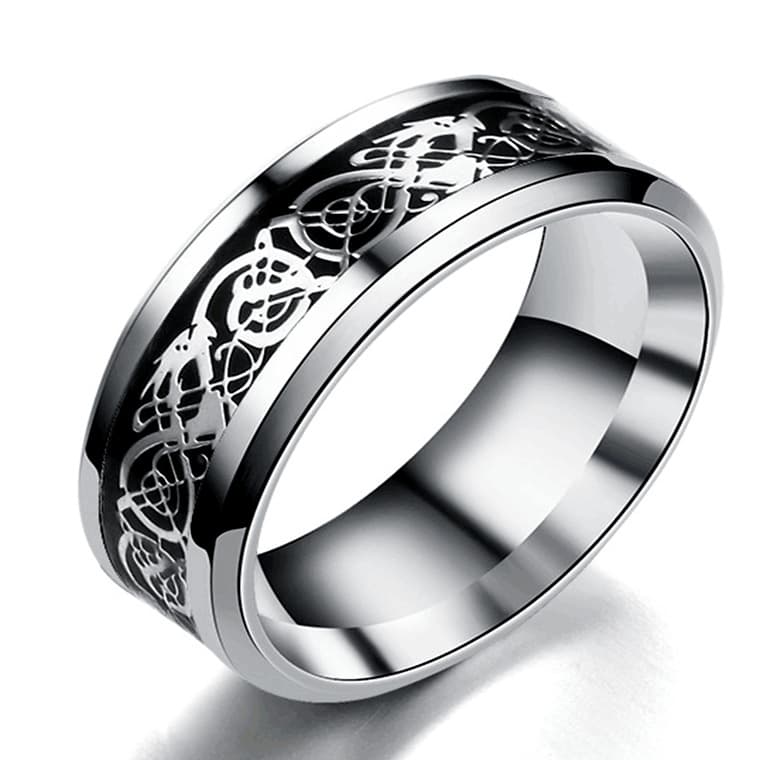 Anillo de acero inoxidable con patrón dragón