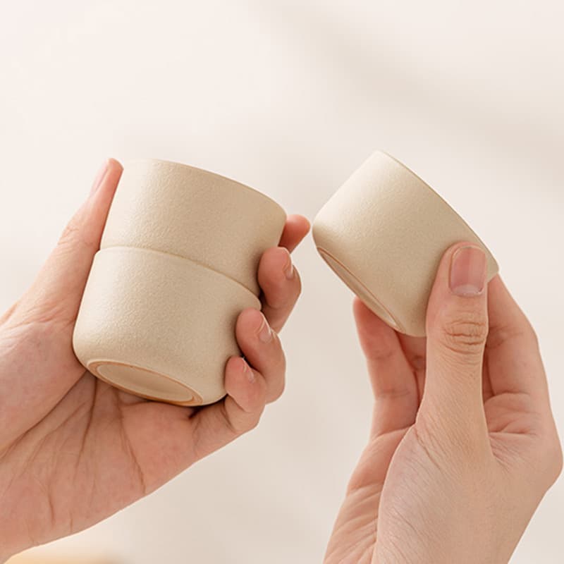 Taza de cerámica de lujo minimalista