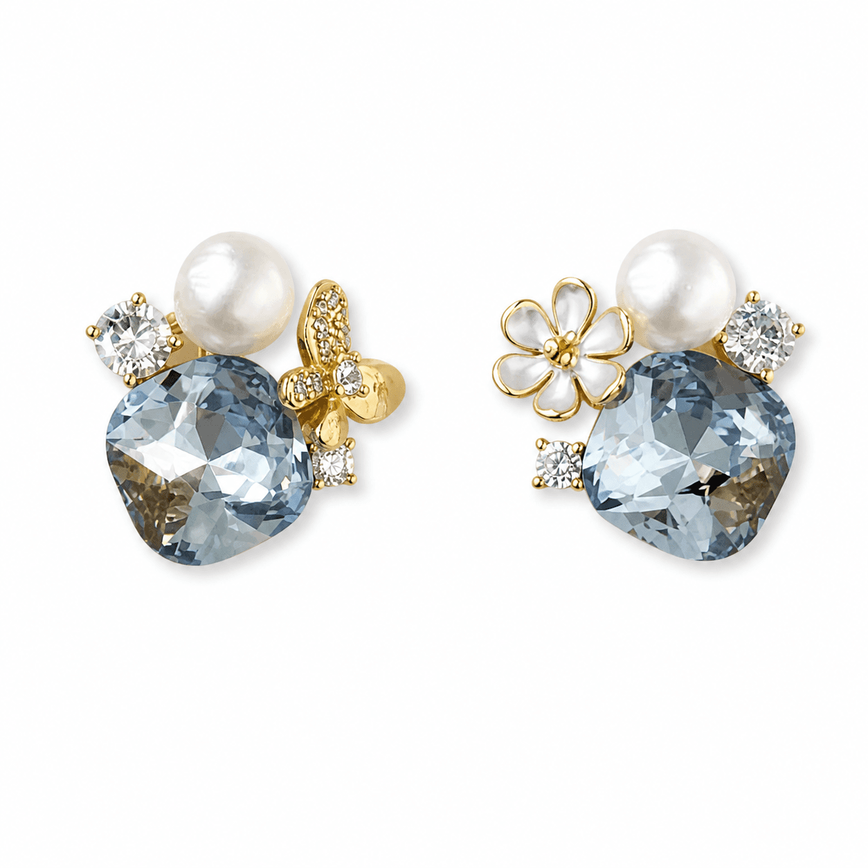 Aretes de perla con diseño asimétrico mariposa y flor