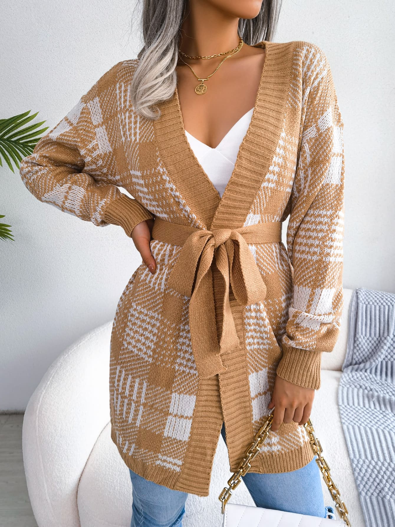 Cardigan de mujer con manga linterna y diseño a cuadros