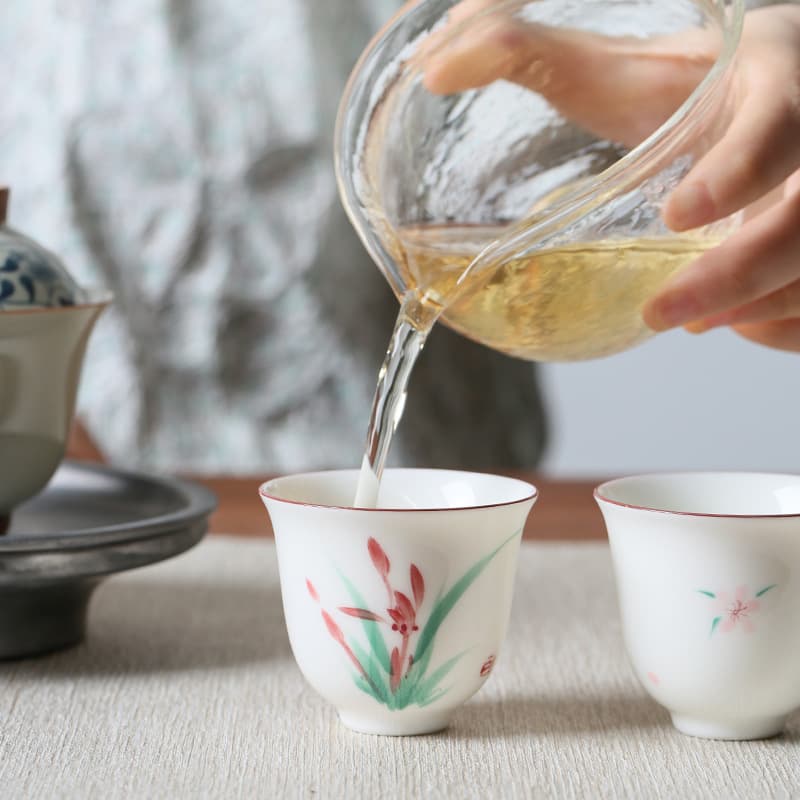 Taza de porcelana pintada a mano, diseño orquídea