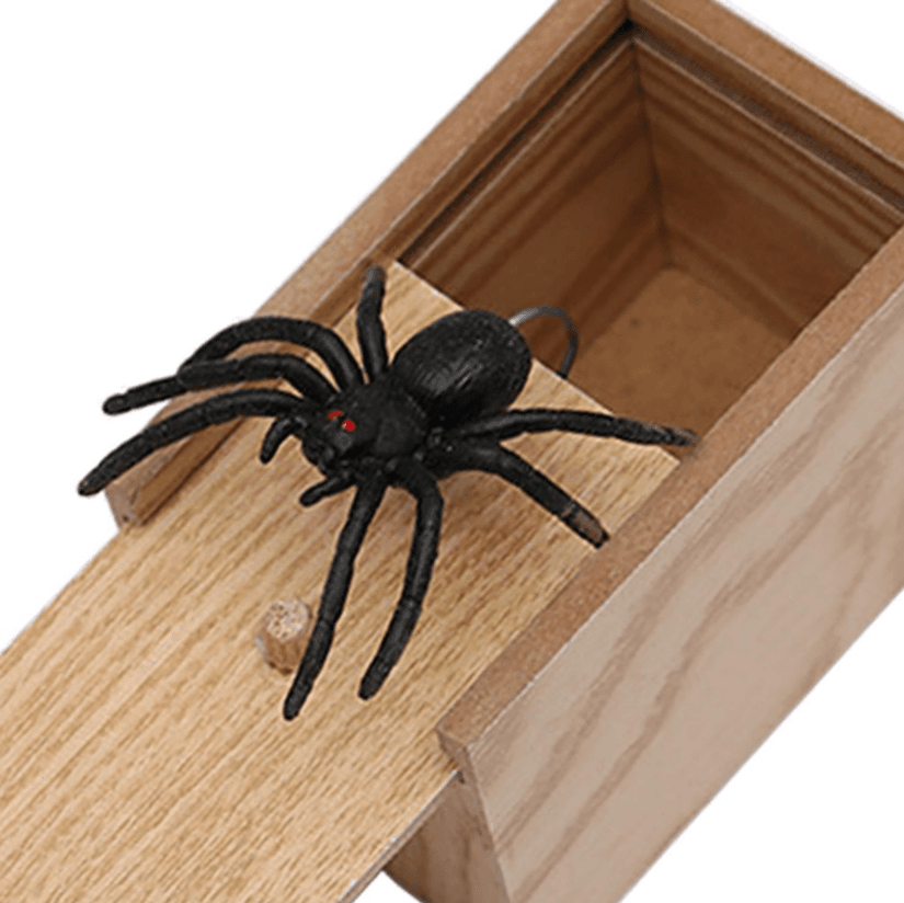 Caja sorpresa de madera con juguete para bromas