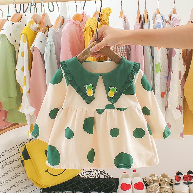 Vestido infantil de otoño con estampado