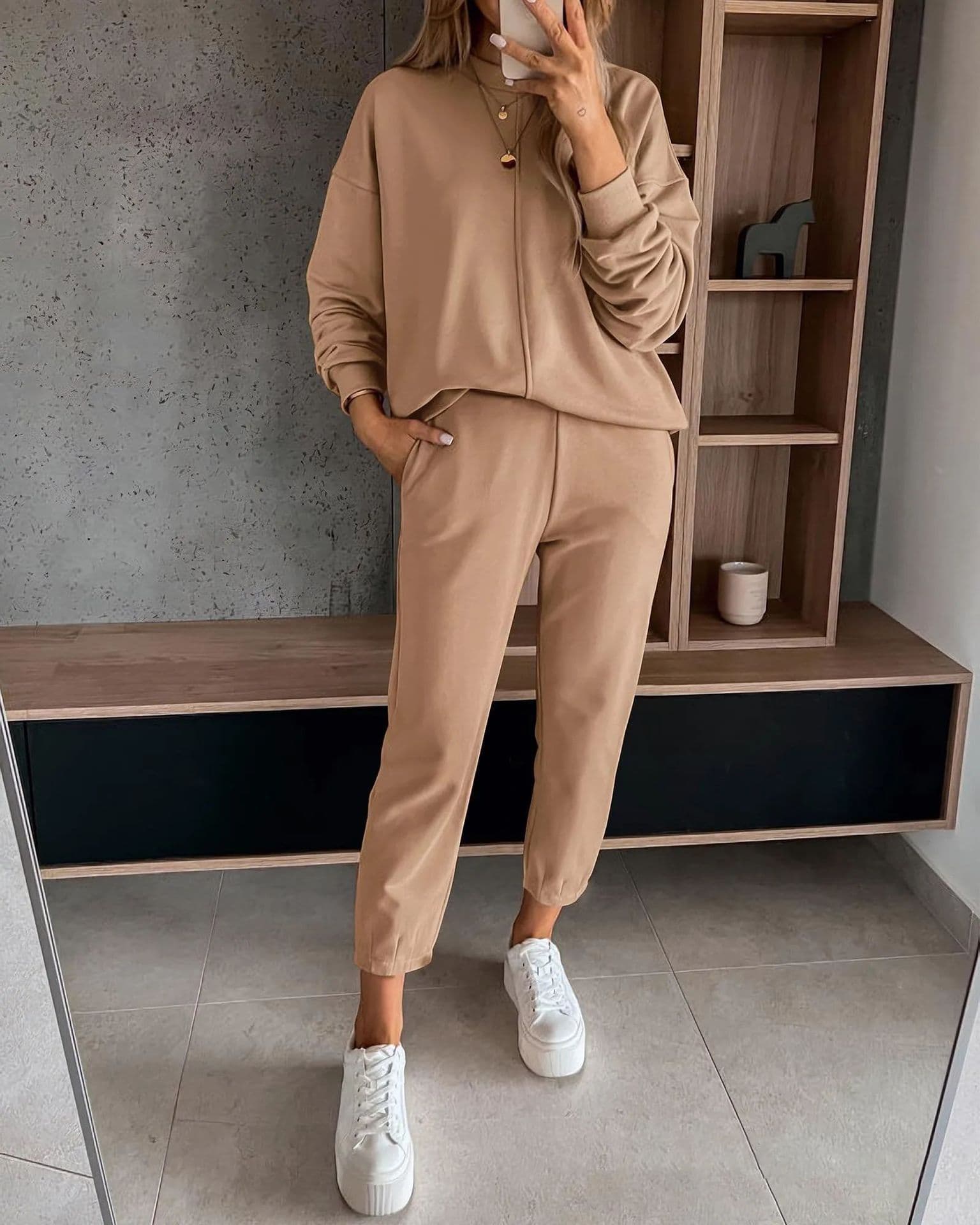 Conjunto de sudadera y pantalón deportivo para mujer