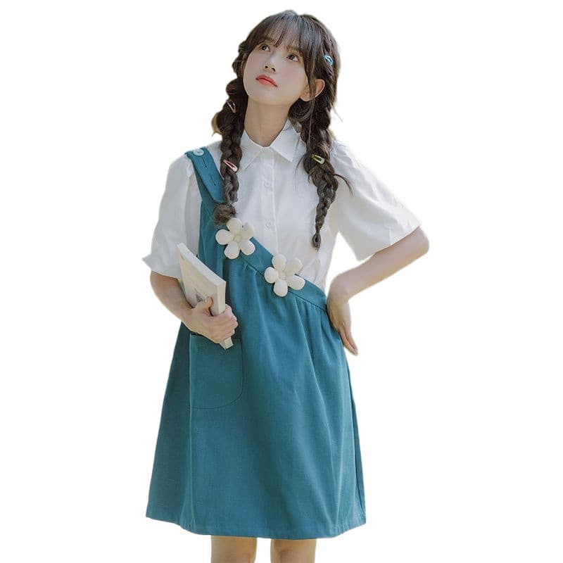 Conjunto de camisa manga corta y falda de tirantes