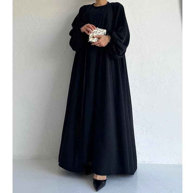 Vestido largo holgado con cintura ajustable y mangas acampanadas