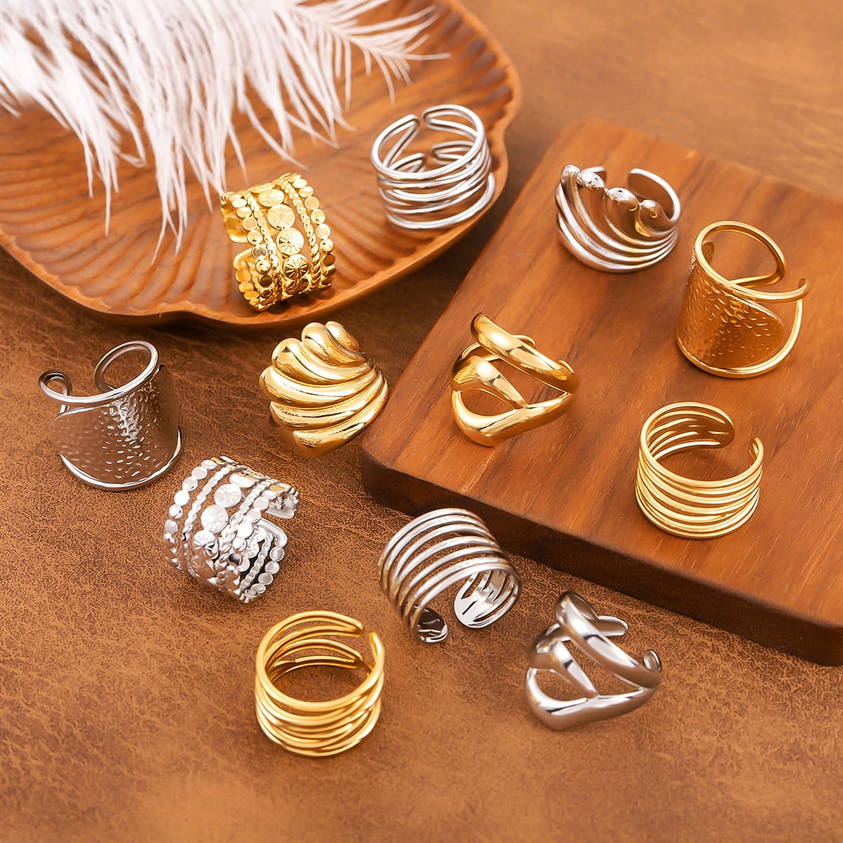 Anillo acero inoxidable chapado en oro estilo INS para mujeres