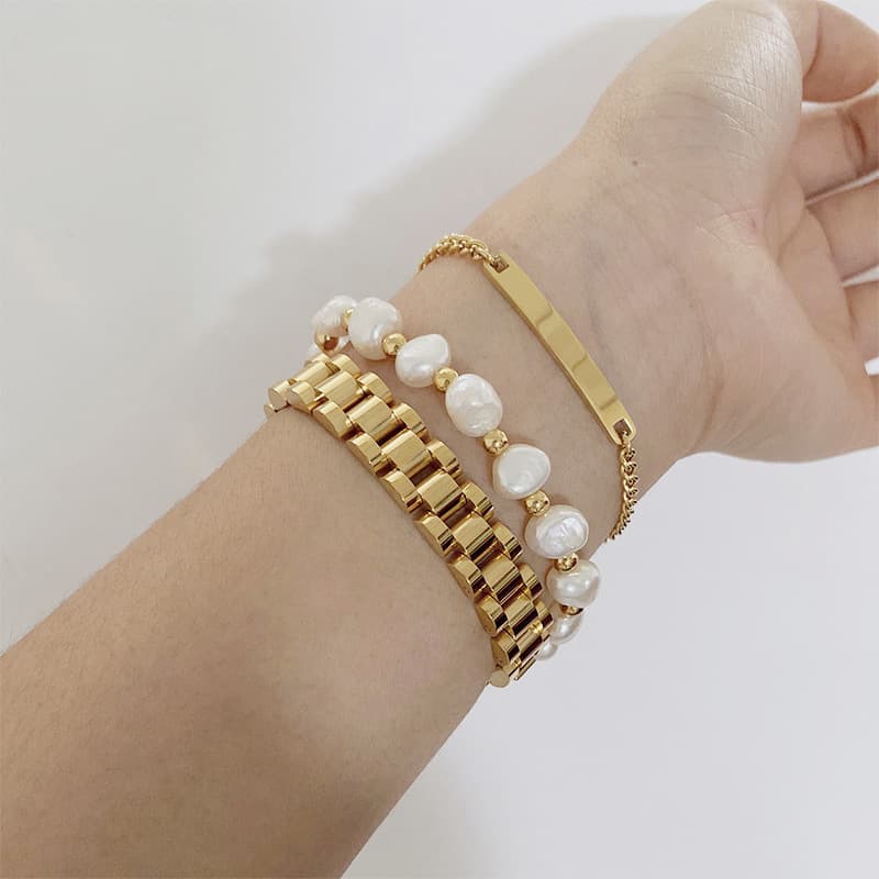 Reloj de moda con pulsera, diseño tendencia