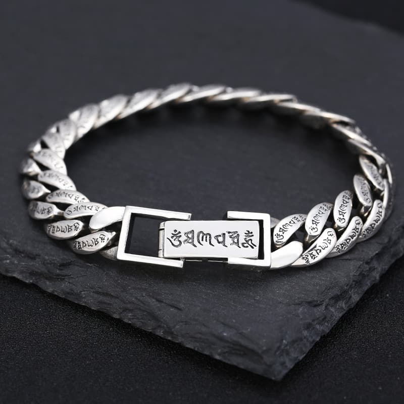 Pulsera vintage de plata para hombre con mantra