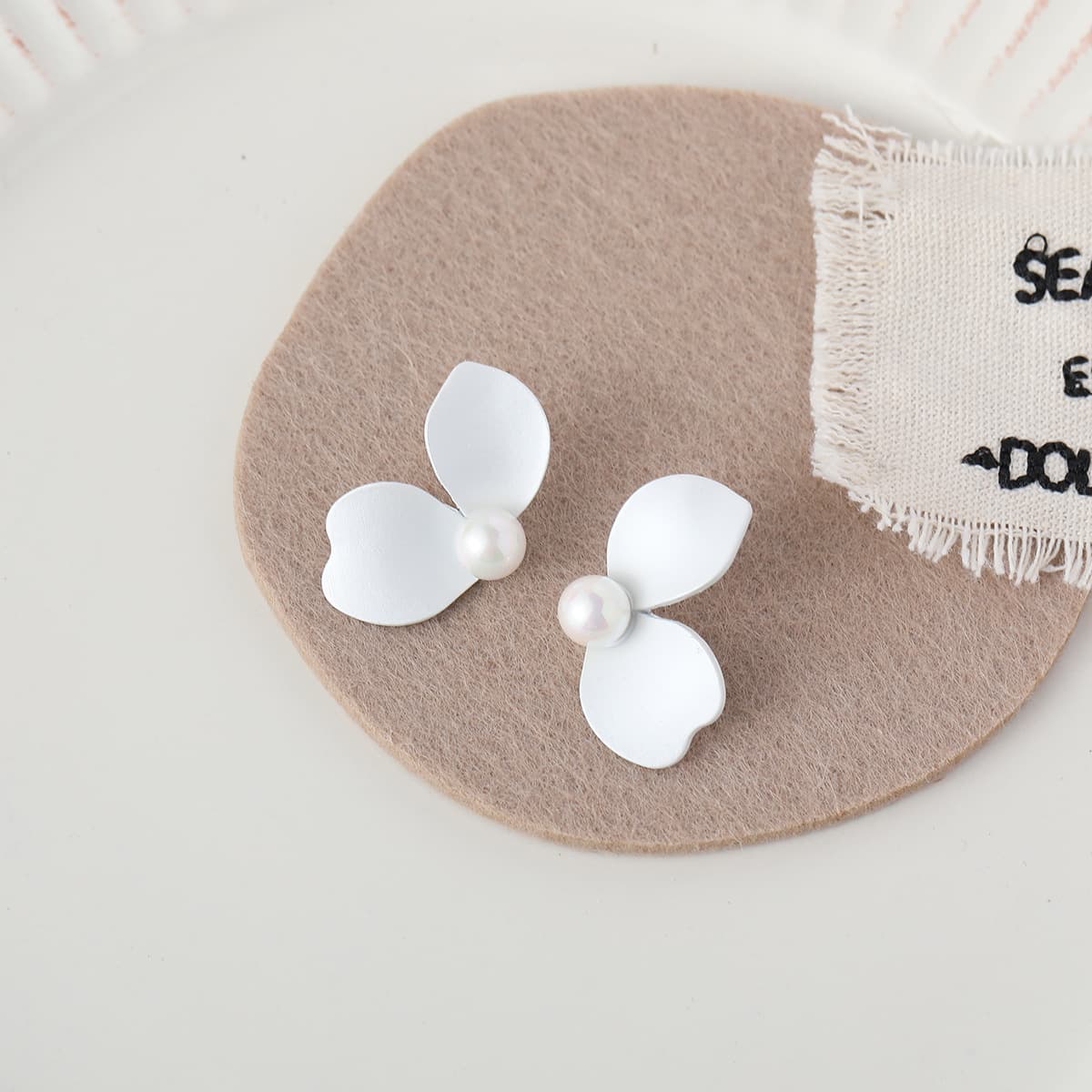 Aretes de flores Mori estilo fresco para mujeres