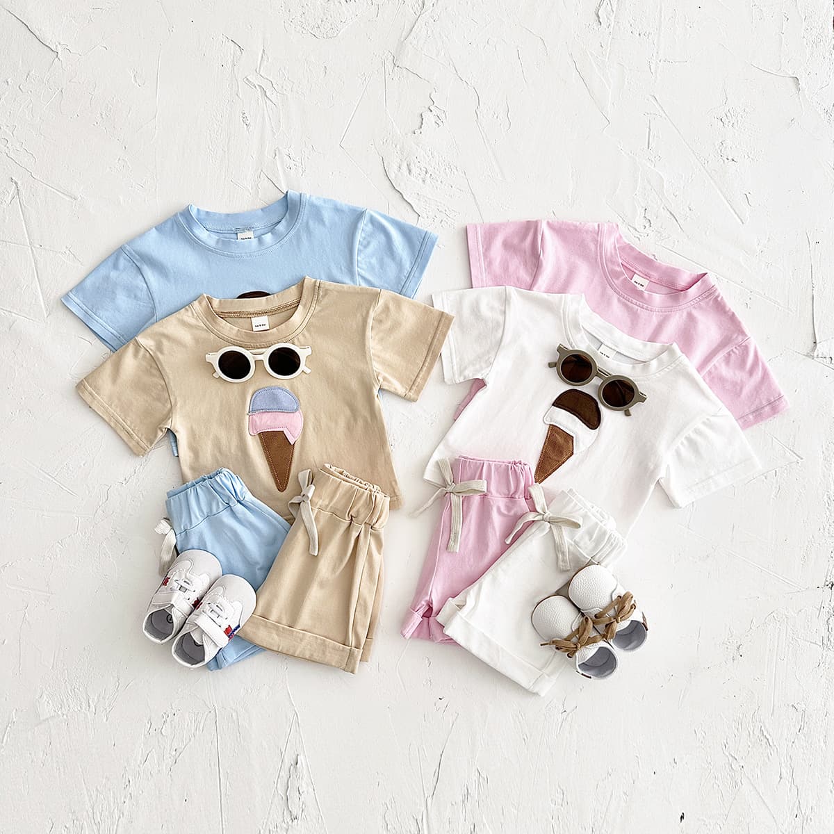 Conjunto de camisa y pantalones cortos para bebé con helado
