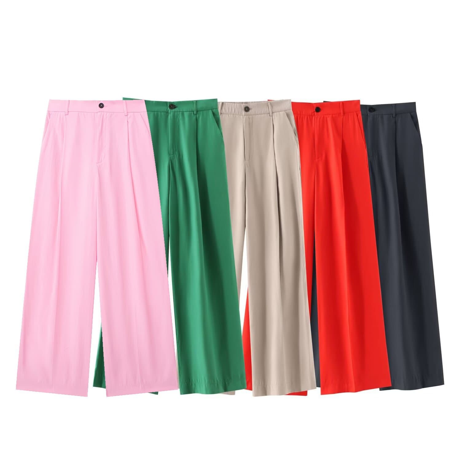 Pantalones casuales con caída drapeada