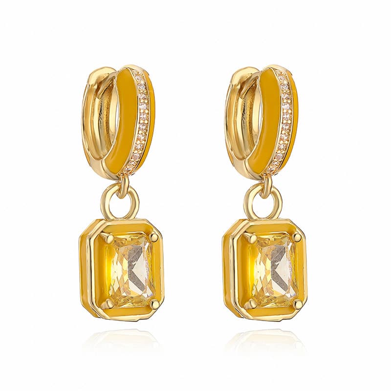 Aretes de cobre con efecto óleo y diamantes coloridos