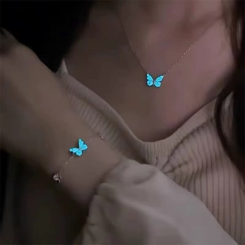 Collar y pulsera luminosa con mariposa fosforescente